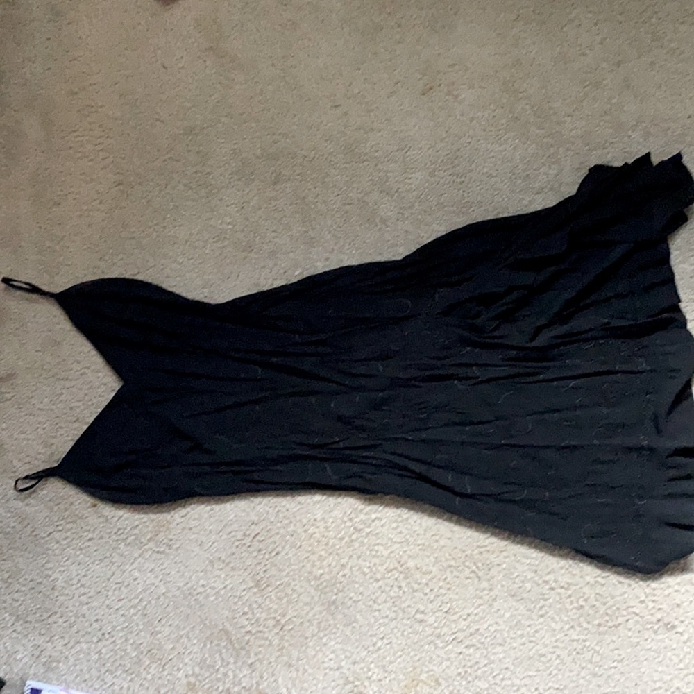 flowy black dress